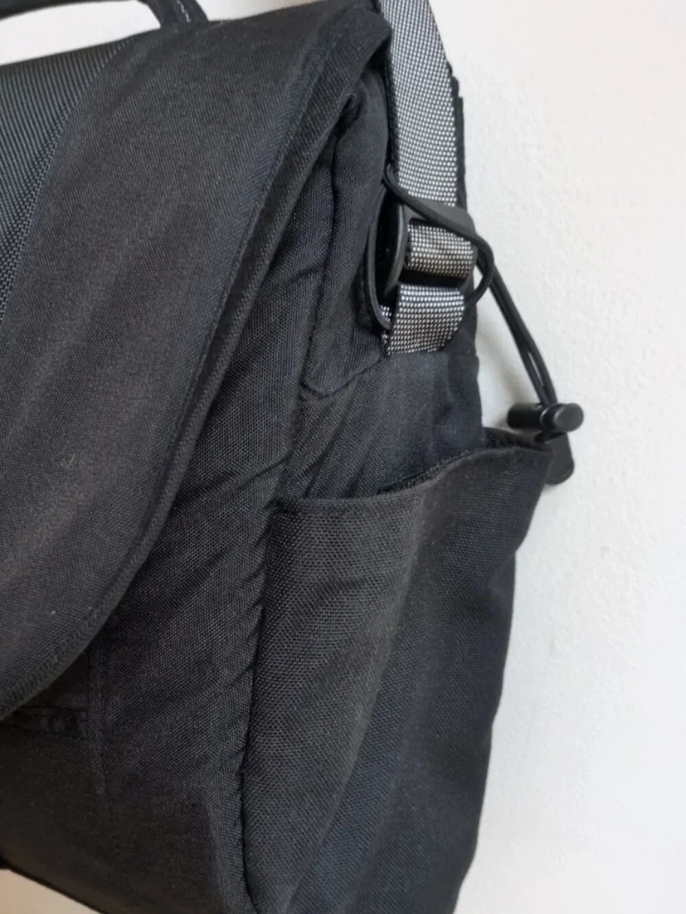 Brenthaven Laptop Messenger Bag Black Nylon 15” Computer Briefcase Shoulder USA